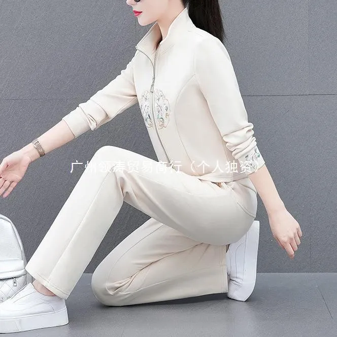 Chic & Youthful New Chinese Style National Wind Two-Piece Sportswear Set – Fashionable Casual Outfit for Women (Spring/Autumn)