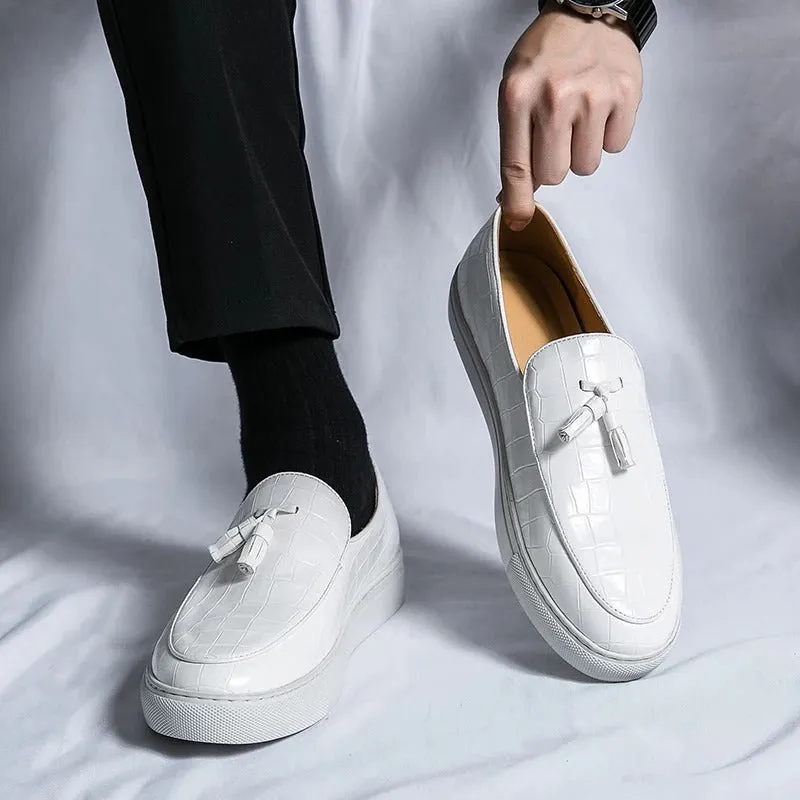 Men’s Shiny Patterned Vegan Leather Loafers with Tassel | Chic Vegan Leather for All Seasons