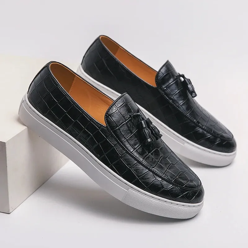 Men’s Shiny Patterned Vegan Leather Loafers with Tassel | Chic Vegan Leather for All Seasons