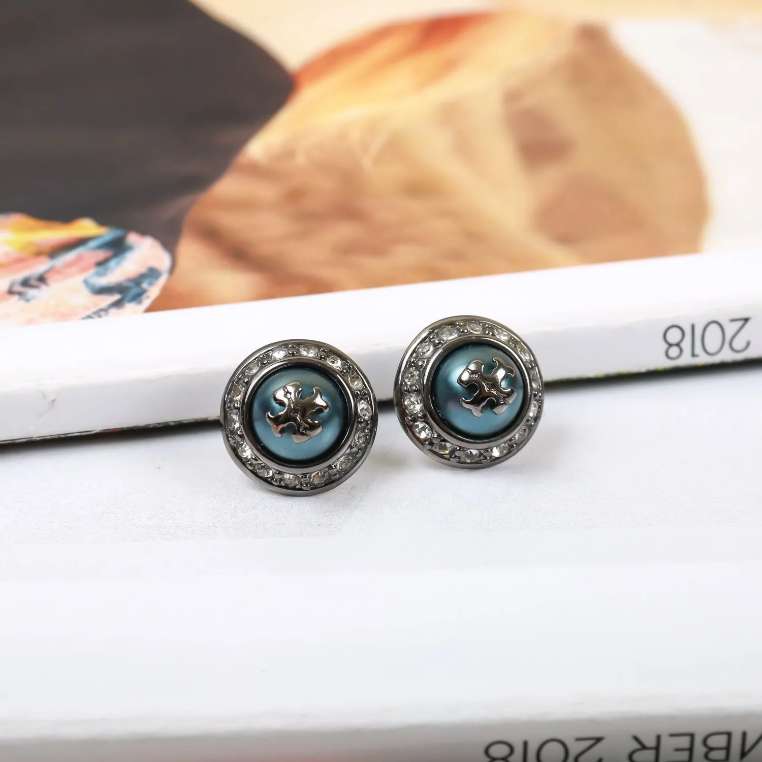 Natalie Pearl Gun Metal Gray Crystal Earring