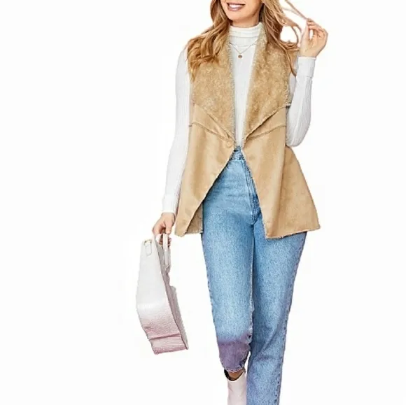 THML | Luxurious Faux Fur Tan Vest, One Si…